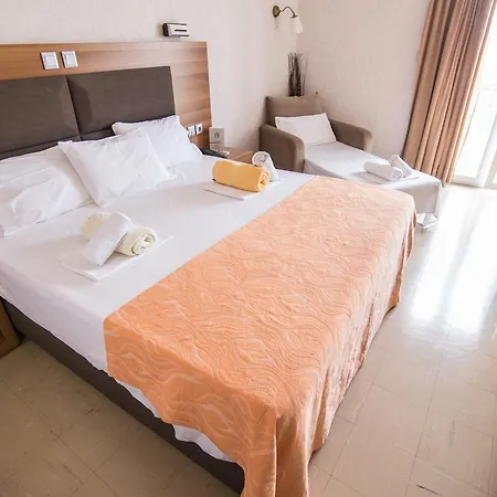 Idillion Hotel 2*